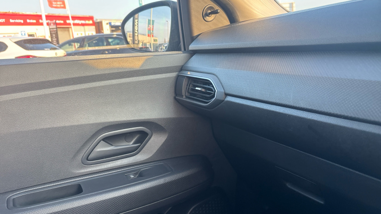 Dacia Sandero 1.0 Tce Essential 5dr Petrol Hatchback